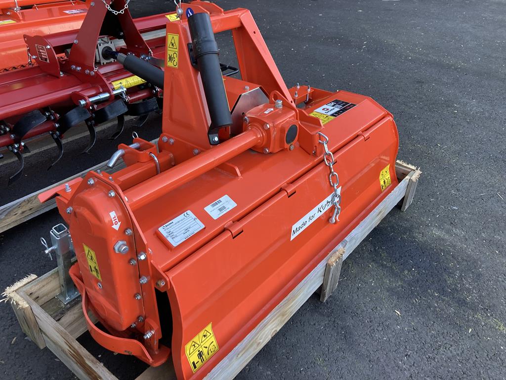 KUBOTA BH 120 – Image 2