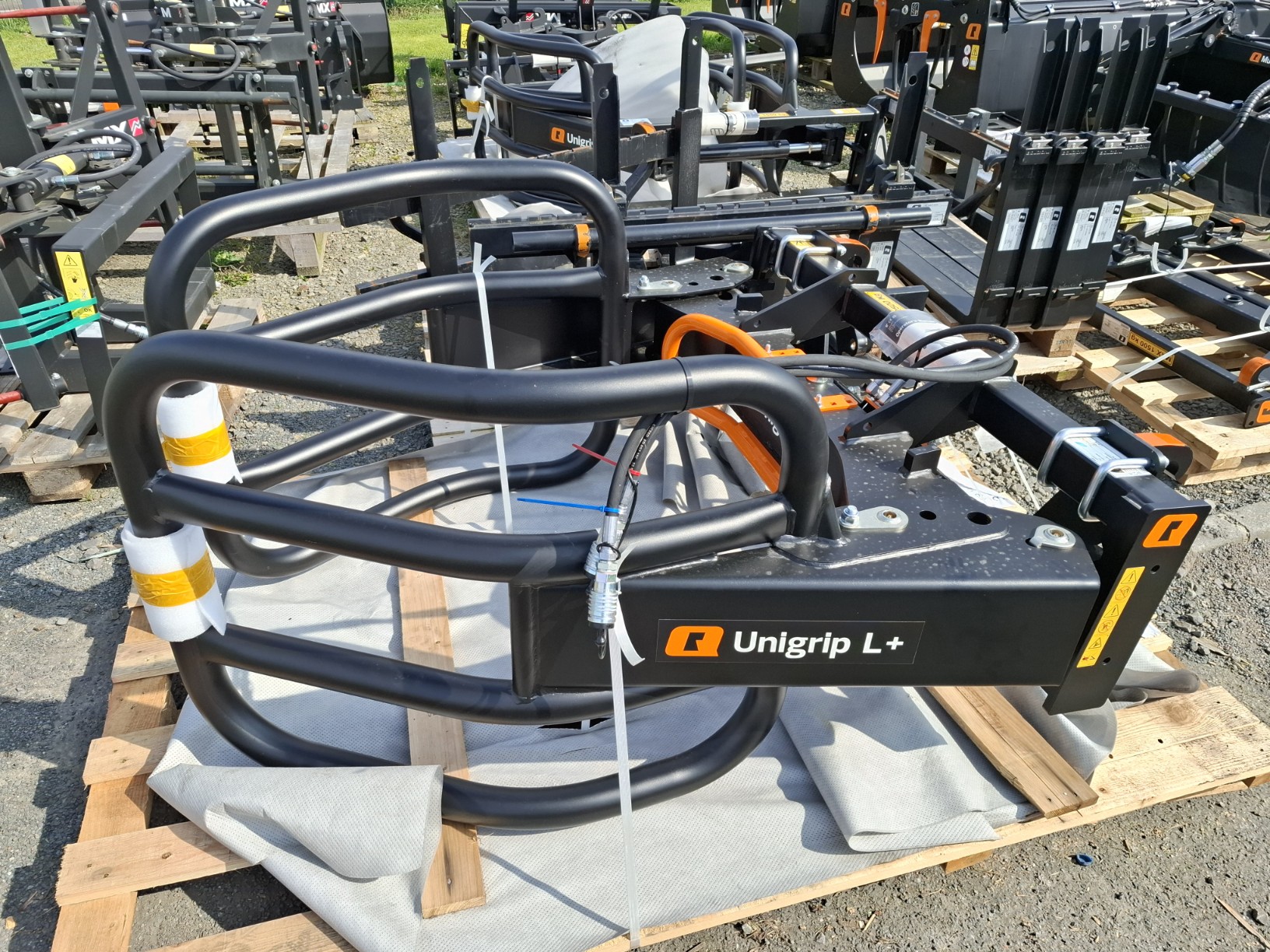 Quicke Unigrip L+ 160 – Image 3